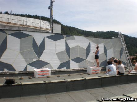 7DA87085-49C0-4374-852C-496549C778AF_mw640_mh331_s