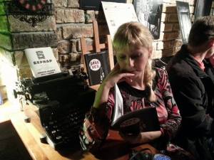 Kniga je da se čita